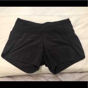 Lululemon shorts black